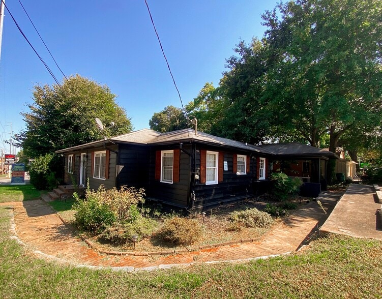 More Photos Of 726 Windy Hill Rd, Smyrna Loft Creative Space For Lease