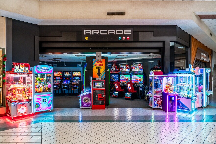 More Photos Of 351 Three Rivers Dr, Kelso Unknown For Lease