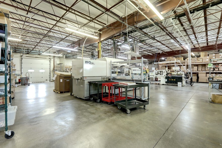 More Photos Of 16800 Highway 72, Arvada Flex For Sale