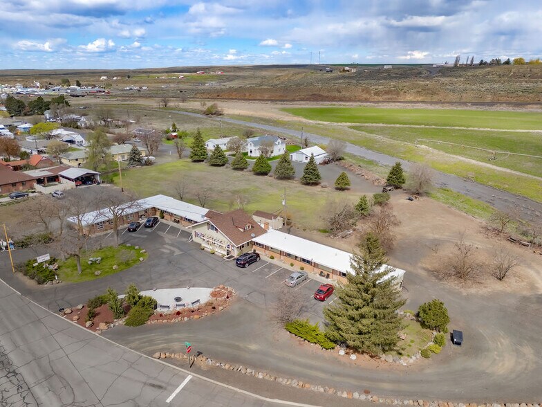 More Photos Of 609 E 1st Ave, Odessa Hospitality For Sale