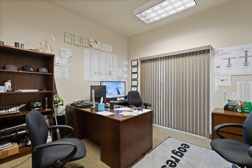 More Photos Of 1103 Old Town Ln, Cheyenne Office For Sale