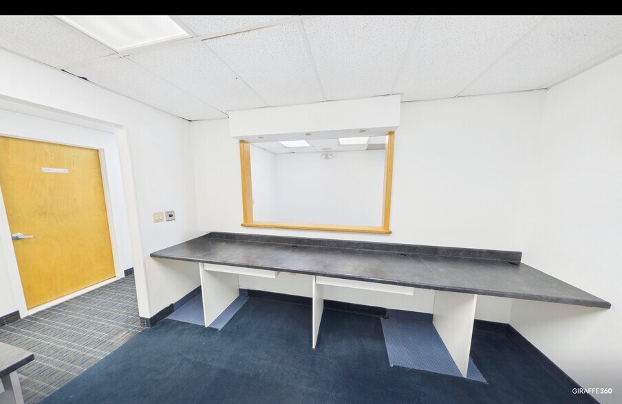 More Photos Of 104 Chestnut St, Ridgewood Medical For Lease