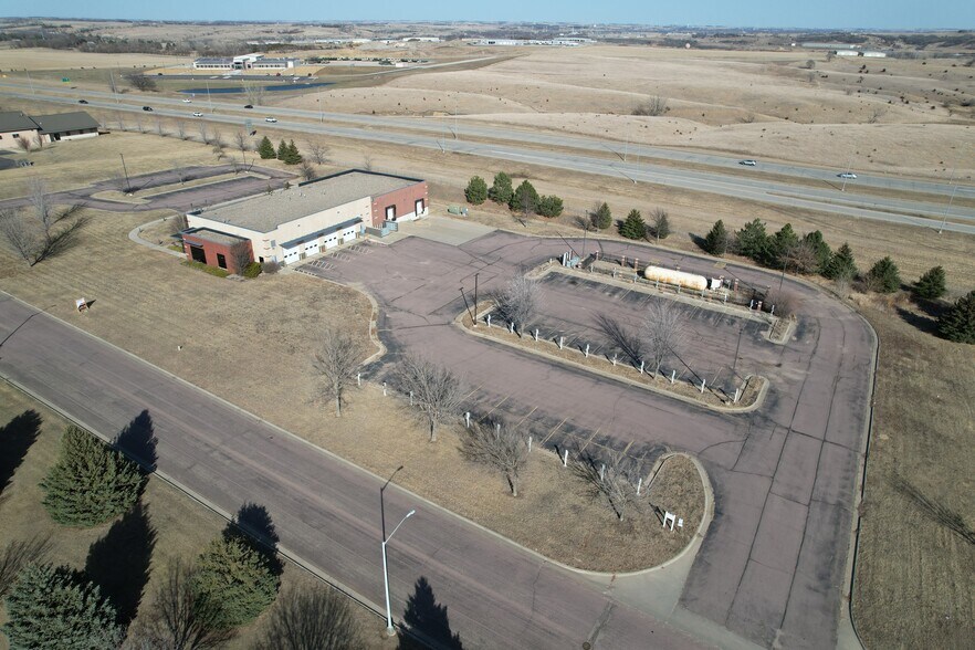 More Photos Of 4110 N Hainje Ave, Sioux Falls Refrigeration Cold Storage For Sale