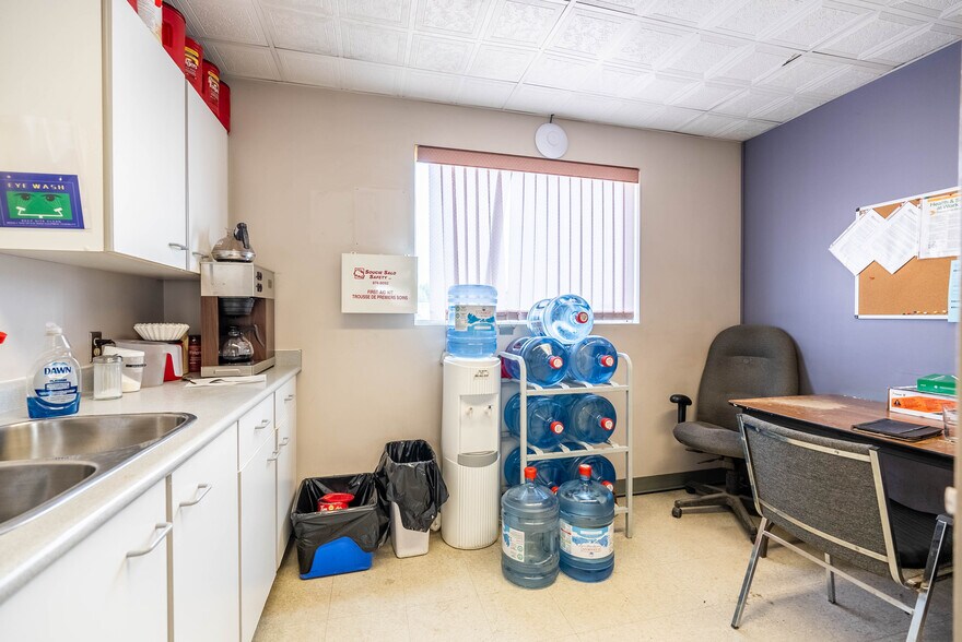 More Photos Of 2555 Maley Dr, Sudbury Warehouse For Sale