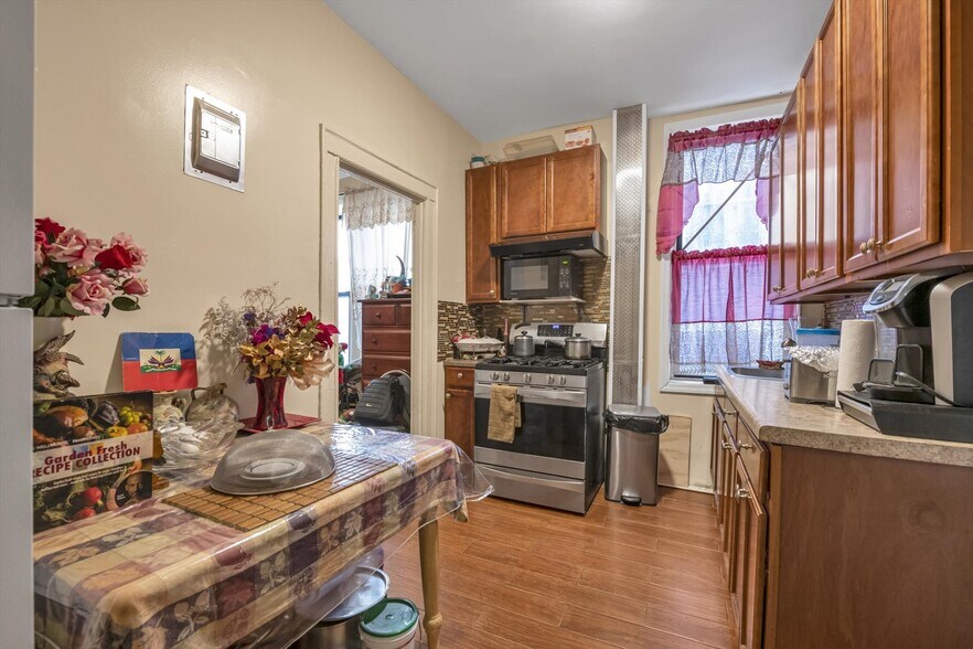 More Photos Of 2539 Church Ave, Brooklyn Apartments For Sale