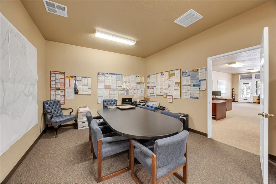 More Photos Of 22709 Twain Harte Dr, Twain Harte Office Residential For Sale