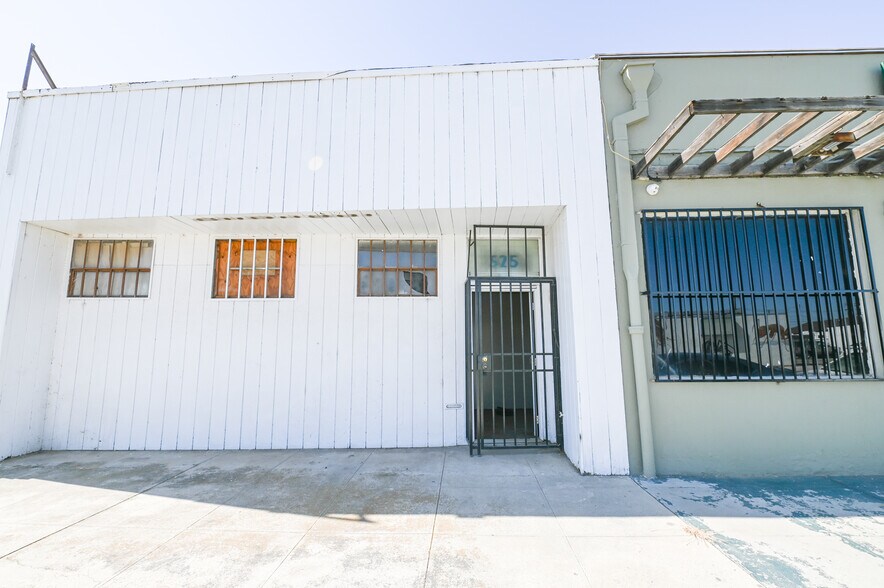 More Photos Of 525 E 18th St, Bakersfield Warehouse For Sale
