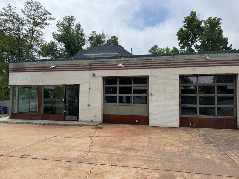 More Photos Of 3500 W 23rd Ave, Denver Auto Repair For Lease