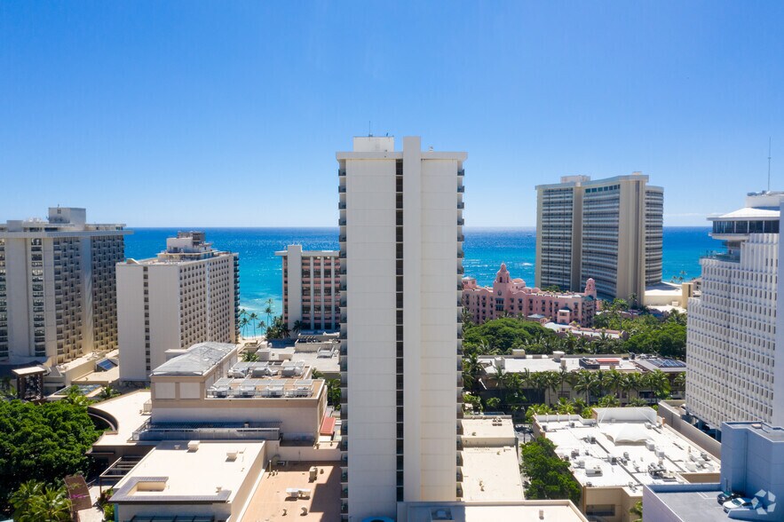 More Photos Of 2300 Kalakaua Ave, Honolulu Hotel For Lease