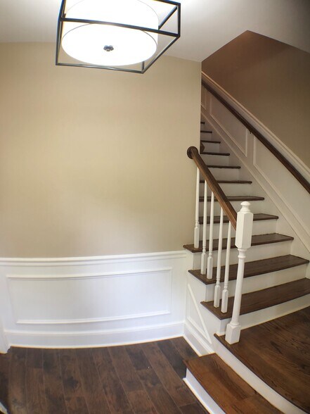More Photos Of 3547 Habersham At Northlake, Tucker Office For Lease