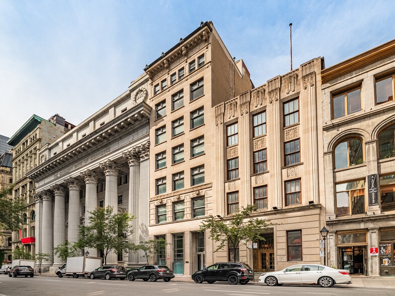 More Photos Of 261 Rue Saint-Jacques, Montréal Office For Lease