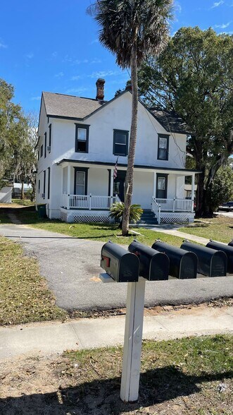 Primary Photo Of 205 S Grove St, Eustis Apartments For Sale