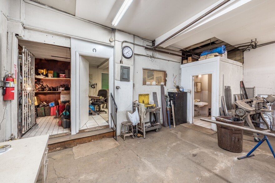 More Photos Of 205 E Lafayette St, Norristown Warehouse For Sale