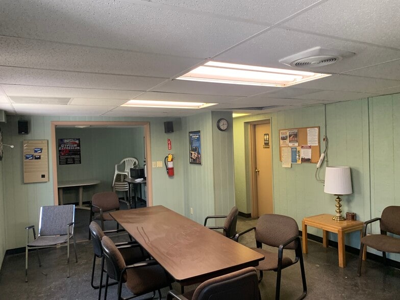 More Photos Of 1111 US Highway 20, Michigan City Truck Terminal For Lease