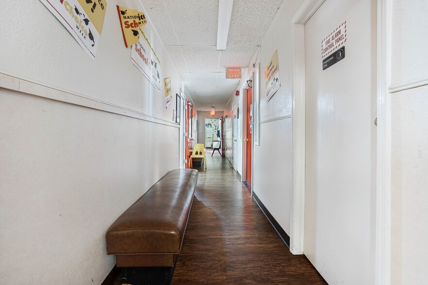 More Photos Of 4460 SW Lee Blvd, Lawton Daycare Center For Lease