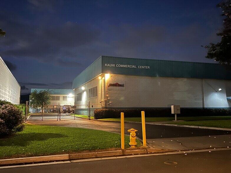 More Photos Of 91-226 Kauhi St, Kapolei Warehouse For Lease