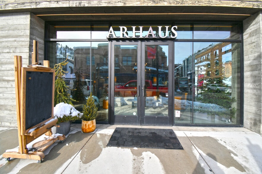 More Photos Of 639 Main St, Park City General Retail For Lease