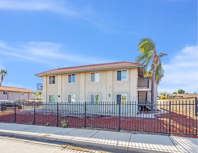 More Photos Of 5748 Tilton Ave, Jurupa Valley Apartments For Sale