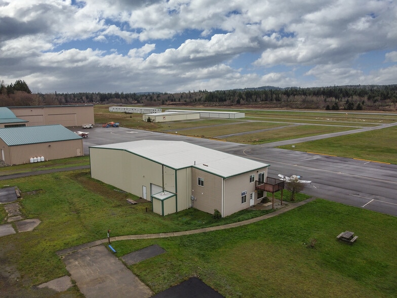 More Photos Of 191 Airport Rd, Port Townsend Airplane Hangar For Sale
