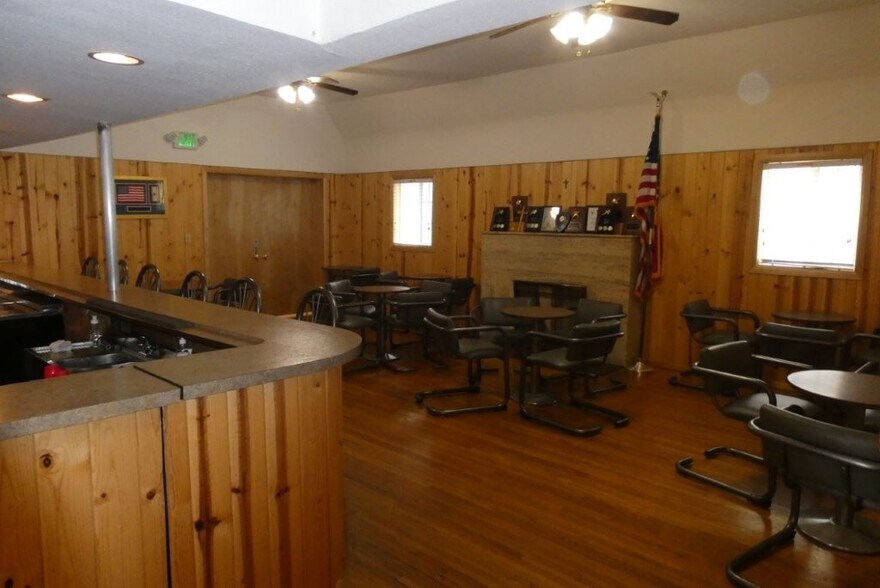 More Photos Of 2657 Honolulu Ave, Montrose Lodge Meeting Hall For Sale