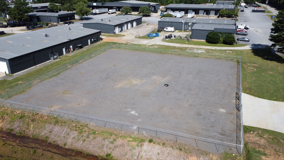 More Photos Of 10371 Old Atlanta Hwy, Covington Unknown For Lease