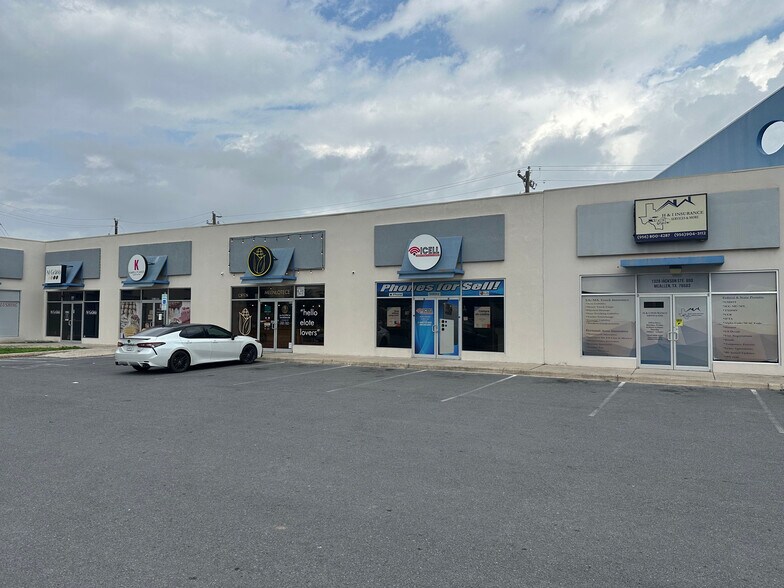More Photos Of 1328 S Jackson Rd, McAllen Storefront For Lease