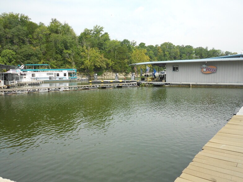 More Photos Of 234 Homestead Ln, Lancaster Marina For Sale