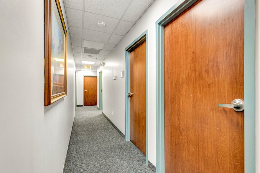 More Photos Of 5368-5380 Twin Hickory Rd, Glen Allen Flex For Sale