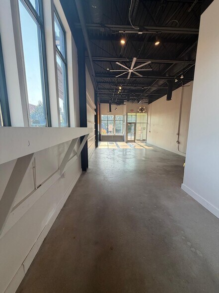 More Photos Of 500-508 Lexington Pky S, Saint Paul Restaurant For Lease