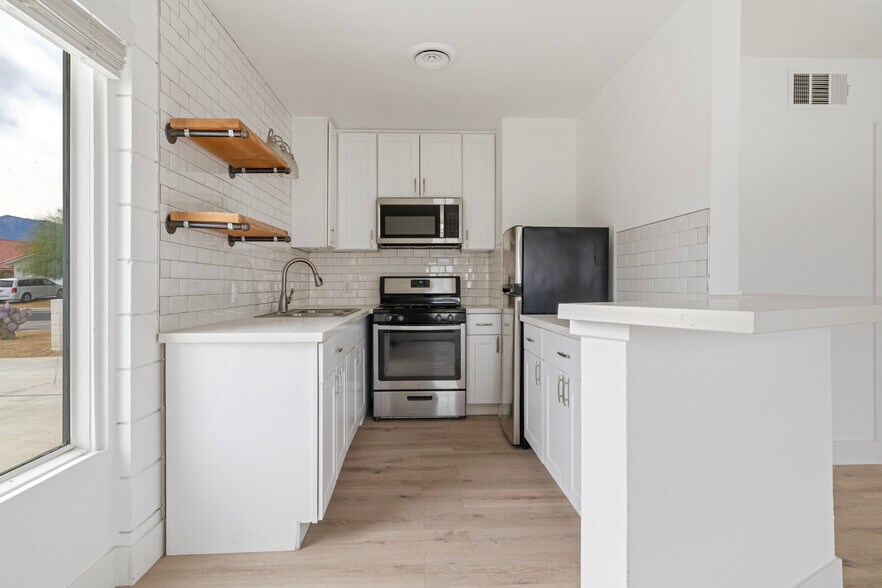 More Photos Of 68080 Risueno Rd, Cathedral City Apartments For Sale