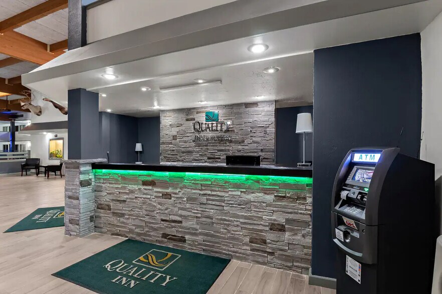 More Photos Of 300 S Highway 13, Craig Hotel For Sale