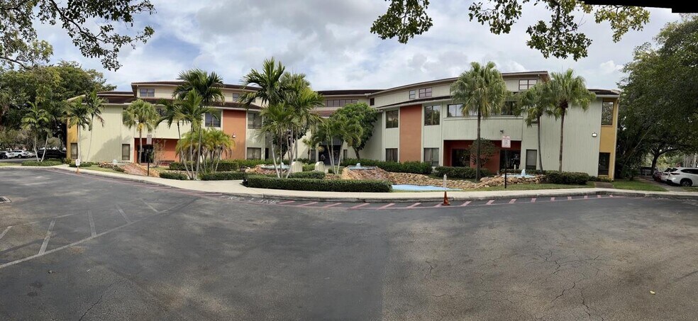 More Photos Of 499 NW 70th Ave, Plantation Office For Sale