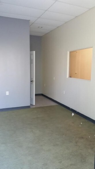 More Photos Of 1424 Hamlin Ave, Saint Cloud Unknown For Lease