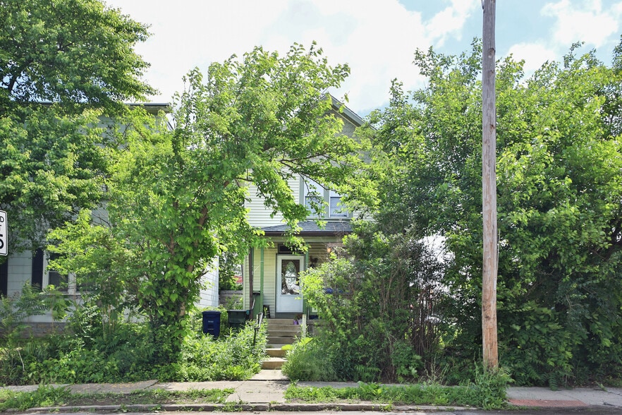 More Photos Of 310-312 E Hudson St, Columbus Freestanding For Sale