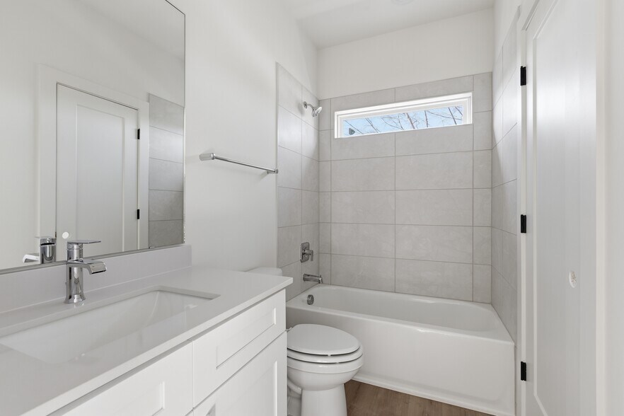 More Photos Of 3824 Mitchell Mill Rd, Raleigh Apartments For Sale