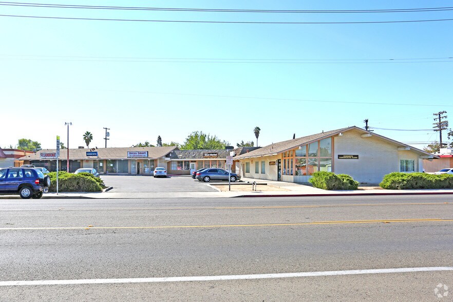 More Photos Of 2384-2422 E Gettysburg Ave, Fresno Storefront Retail Office For Sale