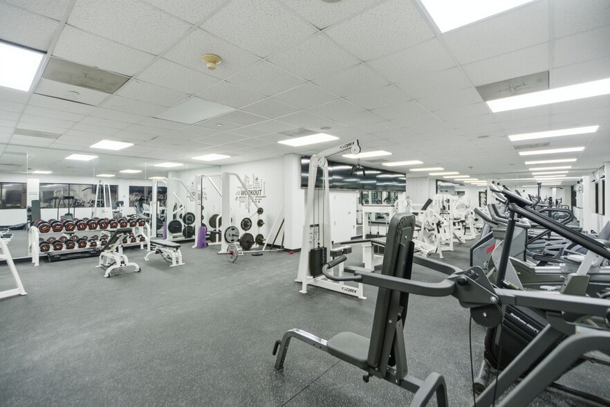 More Photos Of 23 Orchard Rd, Skillman Office For Lease