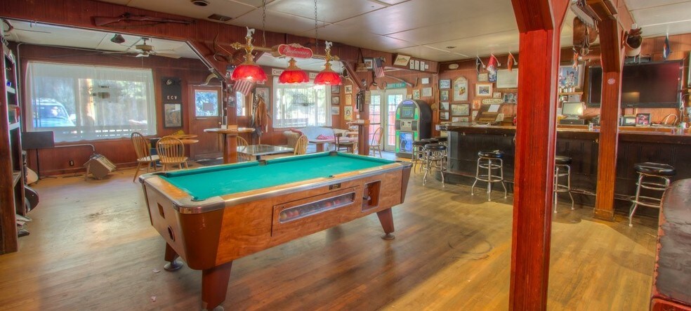 More Photos Of 125 Deadwood Rd, Lewiston Restaurant For Sale
