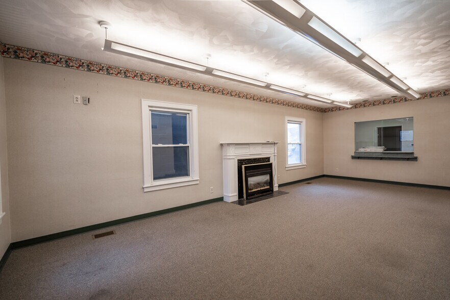 More Photos Of 1105 Monroe St, Endicott Medical For Sale