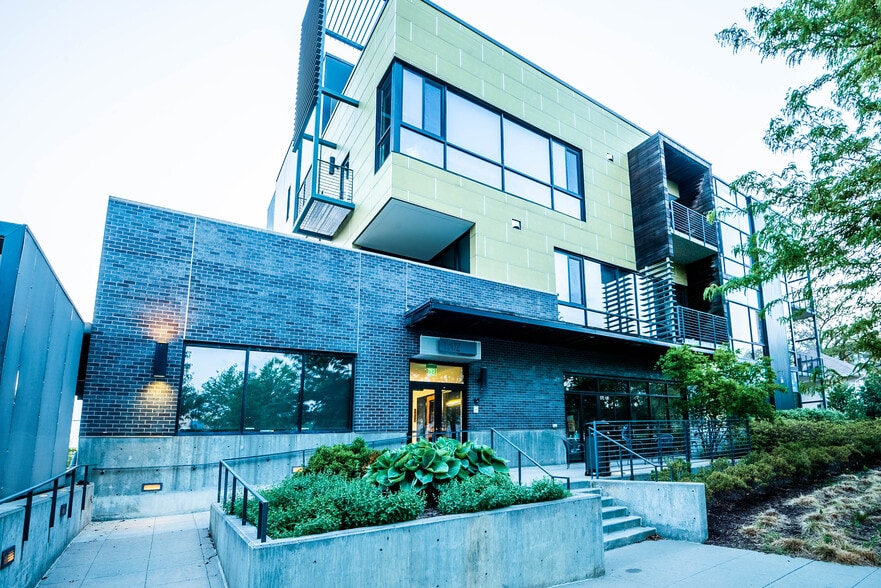 Primary Photo Of 1502 S 10th St, Omaha Apartments For Sale