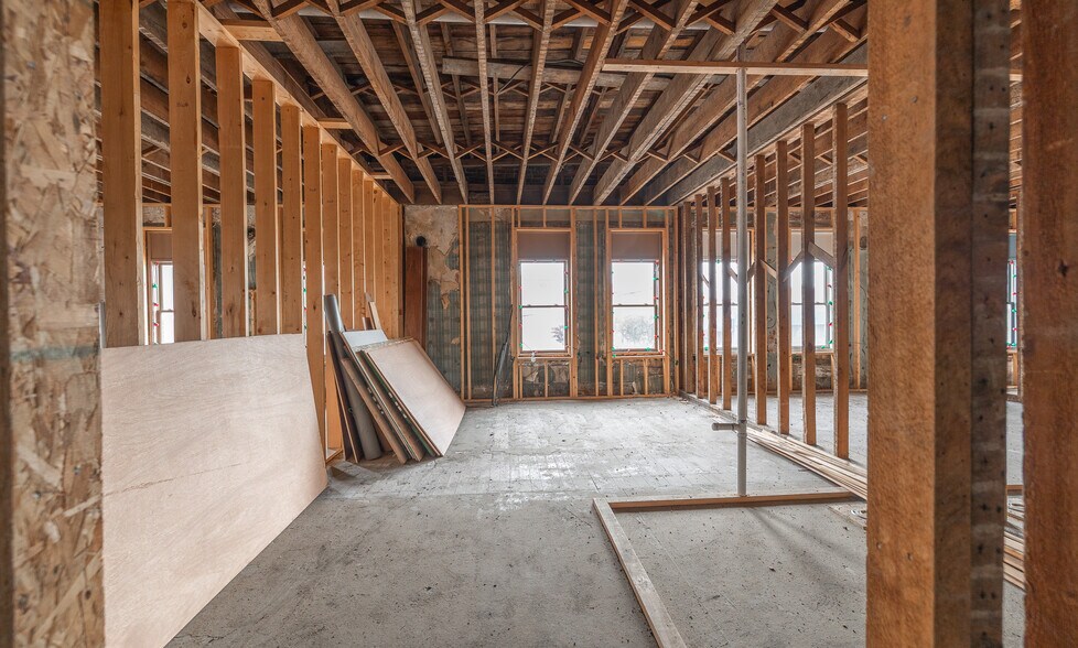 More Photos Of 717 N Pine St, Rolla Restaurant For Sale