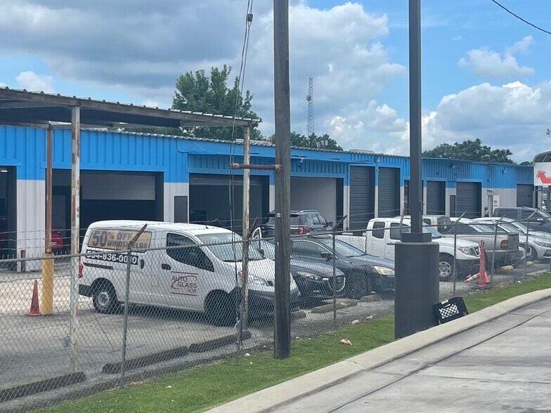 More Photos Of 8056 Airline Hwy, Baton Rouge Auto Repair For Lease