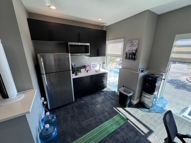 More Photos Of 7336 W Post Rd, Las Vegas Loft Creative Space For Lease