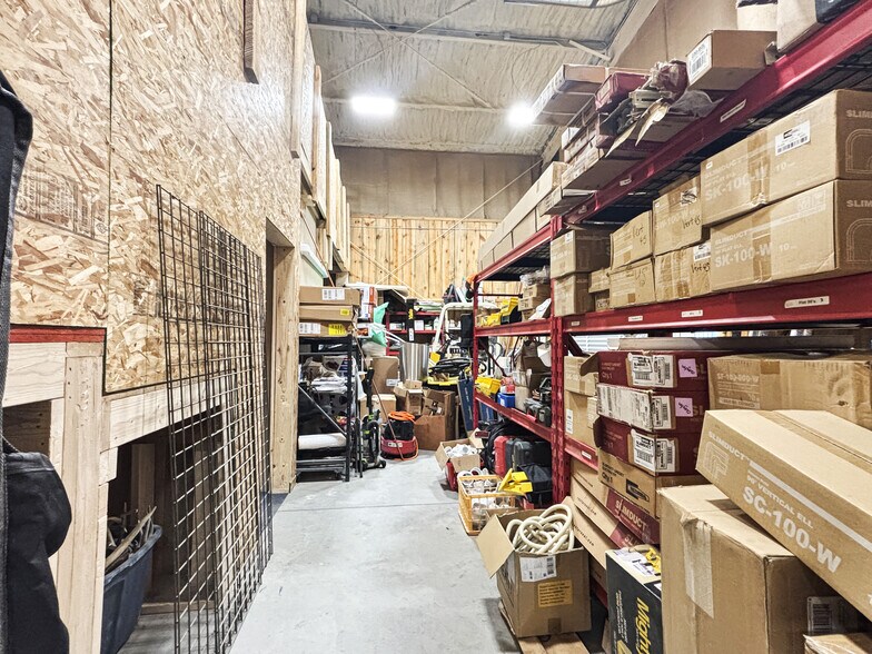 More Photos Of 350 E Bridge St, Hotchkiss Carwash For Sale