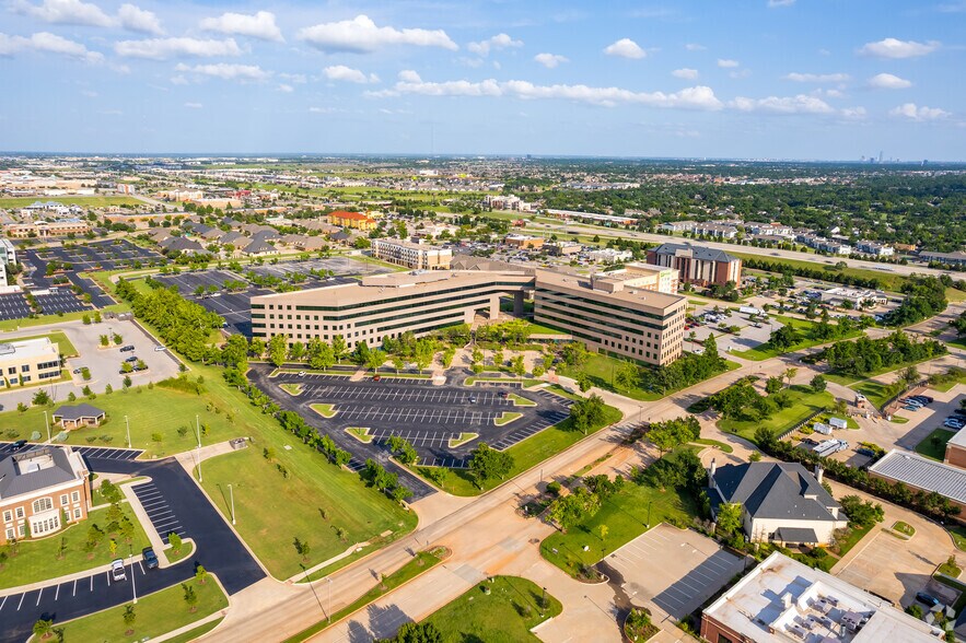 More Photos Of 14000 N Quail Springs Pky, Oklahoma City Office For Lease
