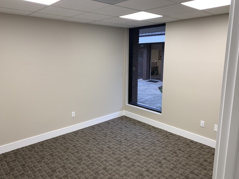 More Photos Of 706 Turnbull Ave, Altamonte Springs Office For Lease