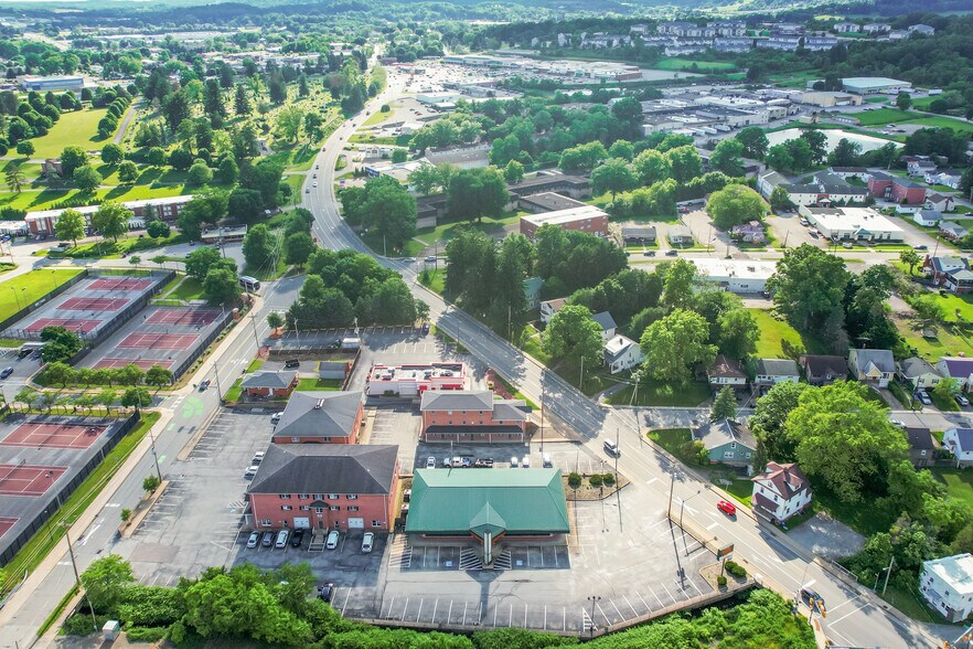 More Photos Of 1235 Oakland Ave, Indiana General Retail For Lease