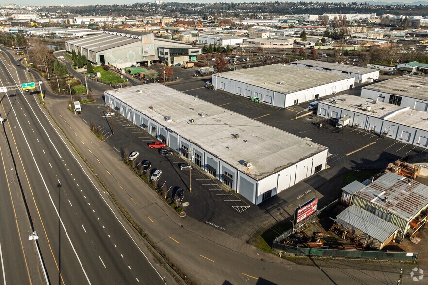 More Photos Of 7900-7936 Occidental Ave S, Seattle Warehouse For Lease