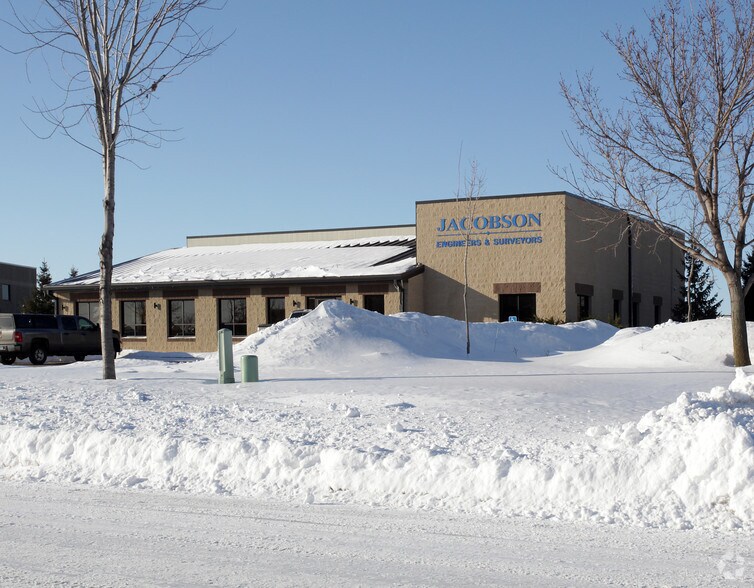 More Photos Of 21029 Heron Way, Lakeville Warehouse For Lease