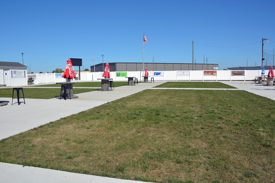 More Photos Of 555 Ohio st, Kendallville Land For Sale